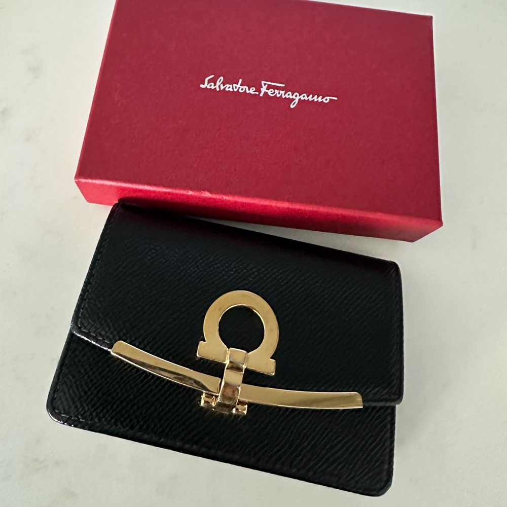 Salvatore Ferragamo Gancini coin purse in black